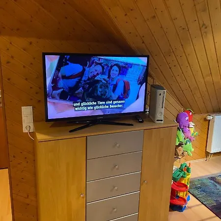 Haus Zeichner 4 *
